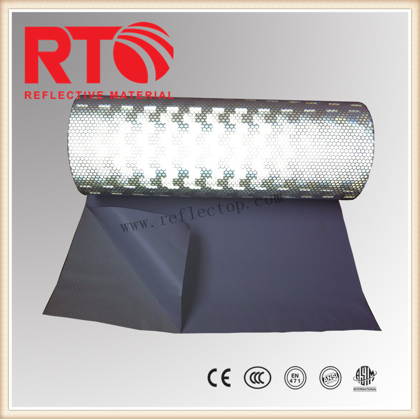 Prismatic reflective film for vehicle